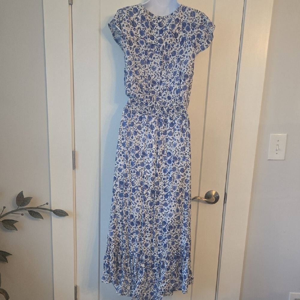 Lucky Brand Blue and White Midi Dress with Elegant Silhouette - Picture 5 of 12